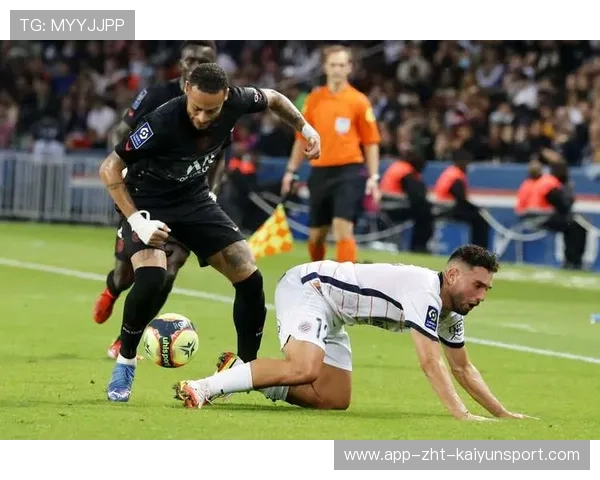 法甲球队加强对抗训练提升比赛硬度与竞争力，对法甲把握比较准的公司