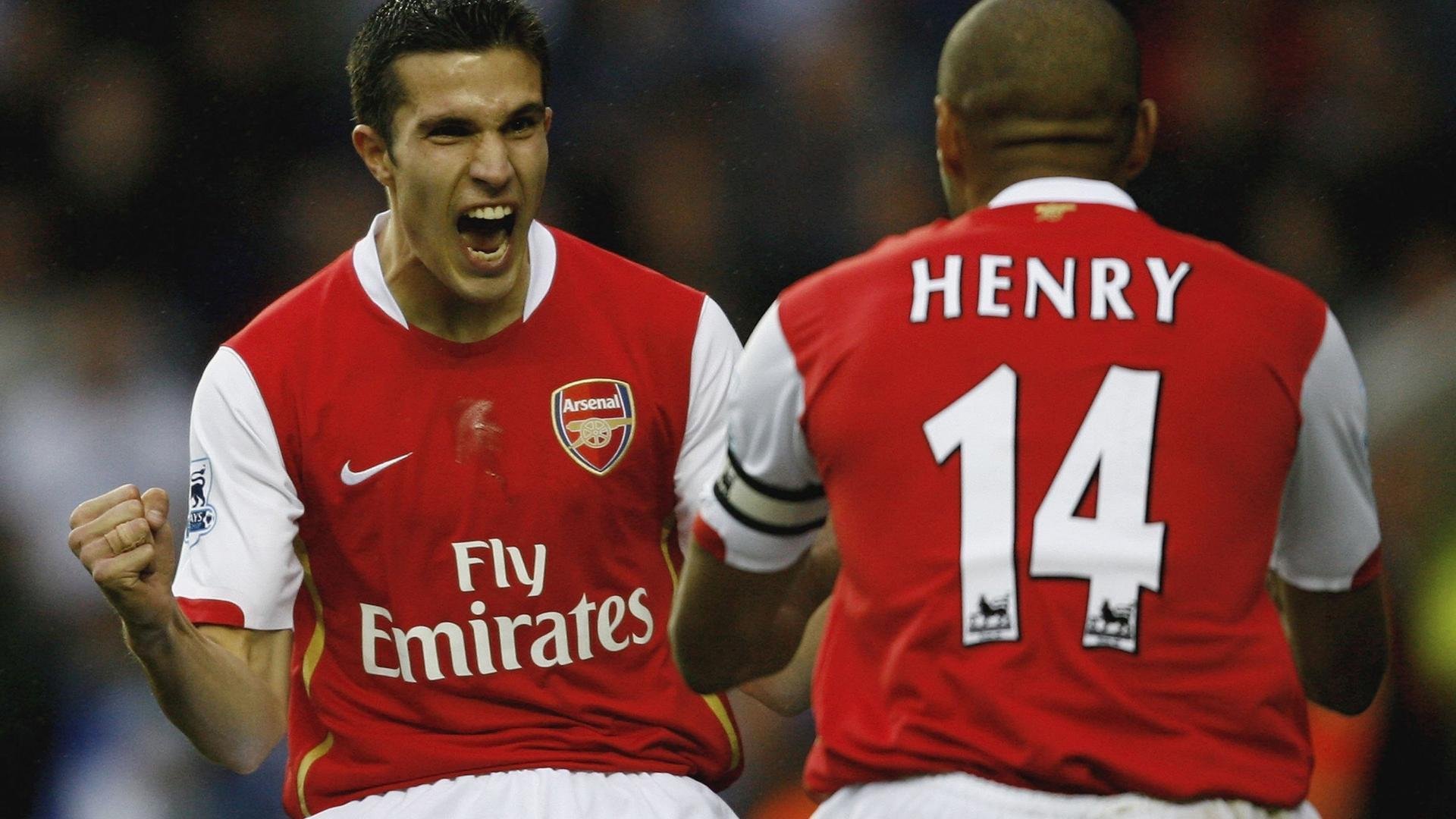 布克：赛前就讨论过赢下马刺争取连胜，球队更衣室氛围很棒，布克比赛视频